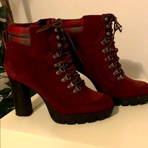Nine West Timberland style heels